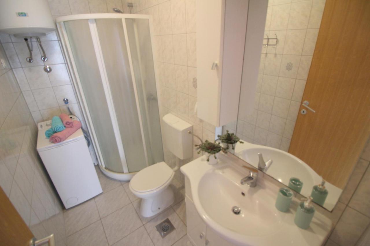 Apartment Ema Near City Center Poreč Eksteriør bilde